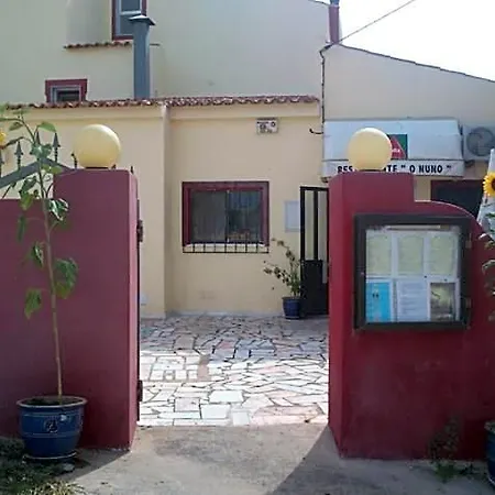 فندق مبيت وإفطار Casa Nuno